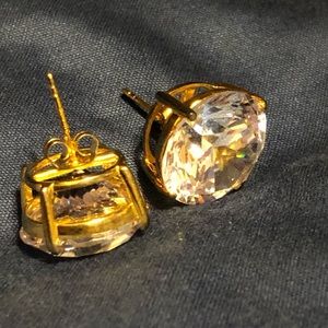 Diamond jumbo gold earrings